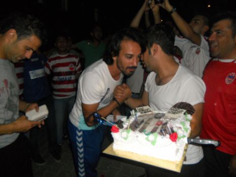 Edeler Grubundan Zafer Özden'e sürpriz doğum günü partisi